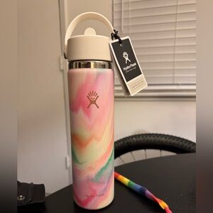 Hydro Flask Multicolor Swirl Bottle